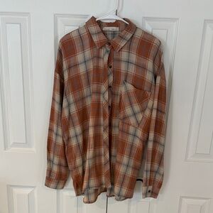 Wrangler Rust and Cream Plaid Casual Shirt